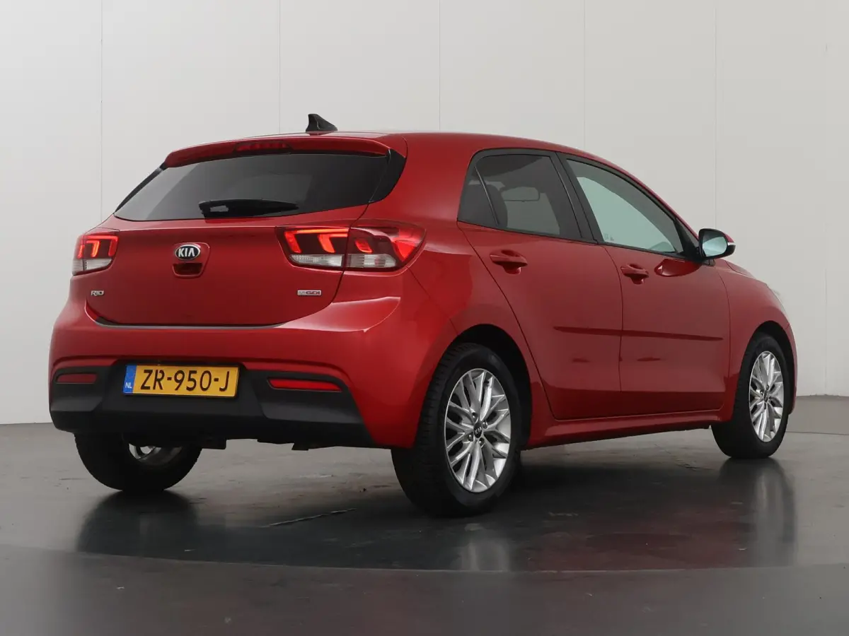 1.0 TGDI DynamicPlusLine | Keyless | Navigatie | Climate Control | Parkeercamera