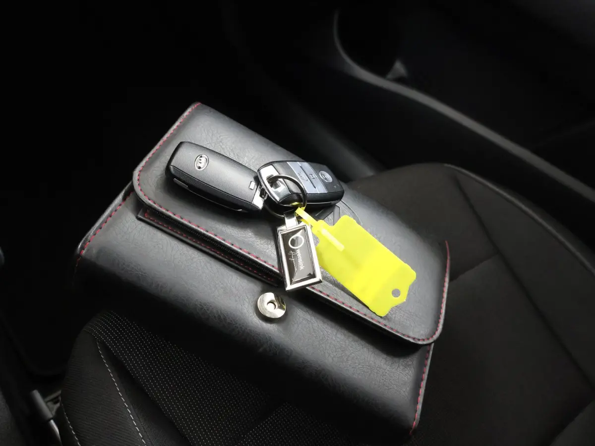 1.0 TGDI DynamicPlusLine | Keyless | Navigatie | Climate Control | Parkeercamera
