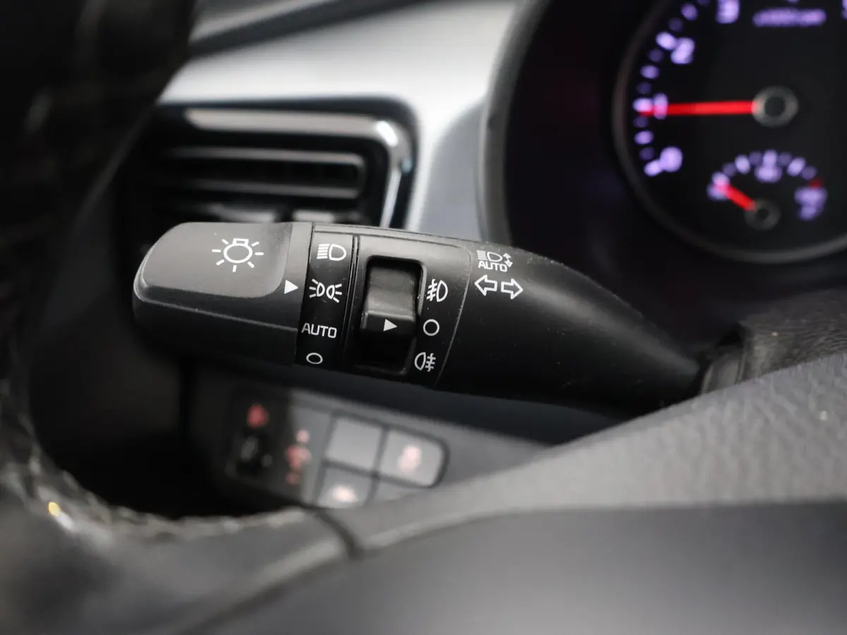 1.0 TGDI DynamicPlusLine | Keyless | Navigatie | Climate Control | Parkeercamera