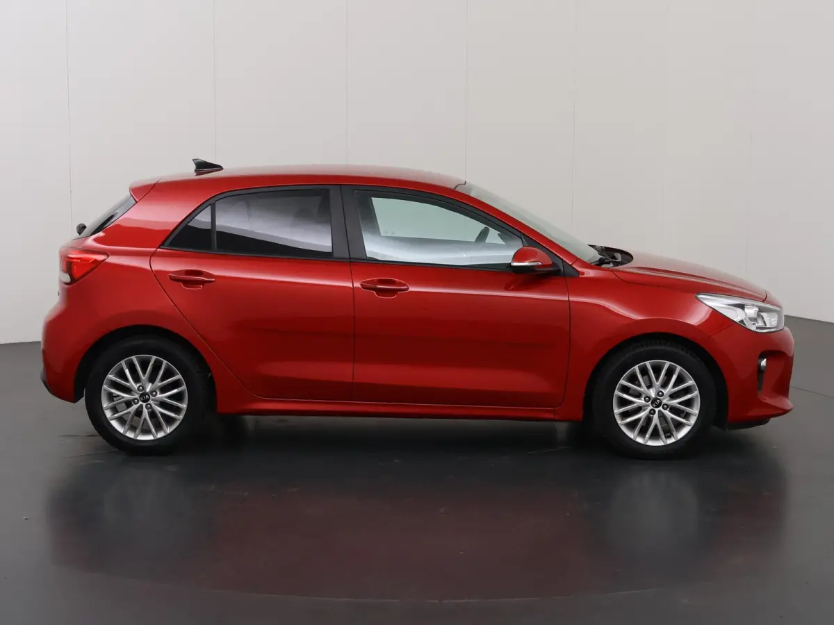 1.0 TGDI DynamicPlusLine | Keyless | Navigatie | Climate Control | Parkeercamera