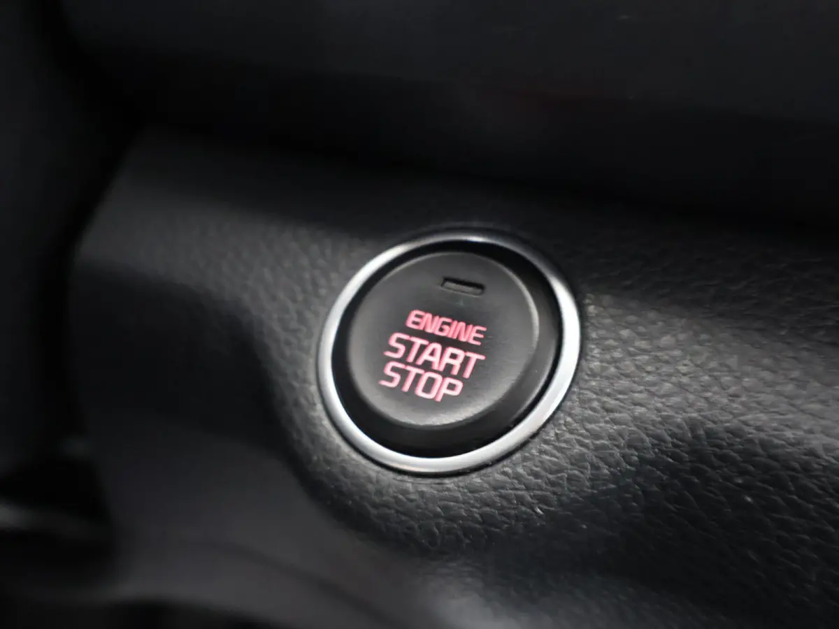 1.0 TGDI DynamicPlusLine | Keyless | Navigatie | Climate Control | Parkeercamera