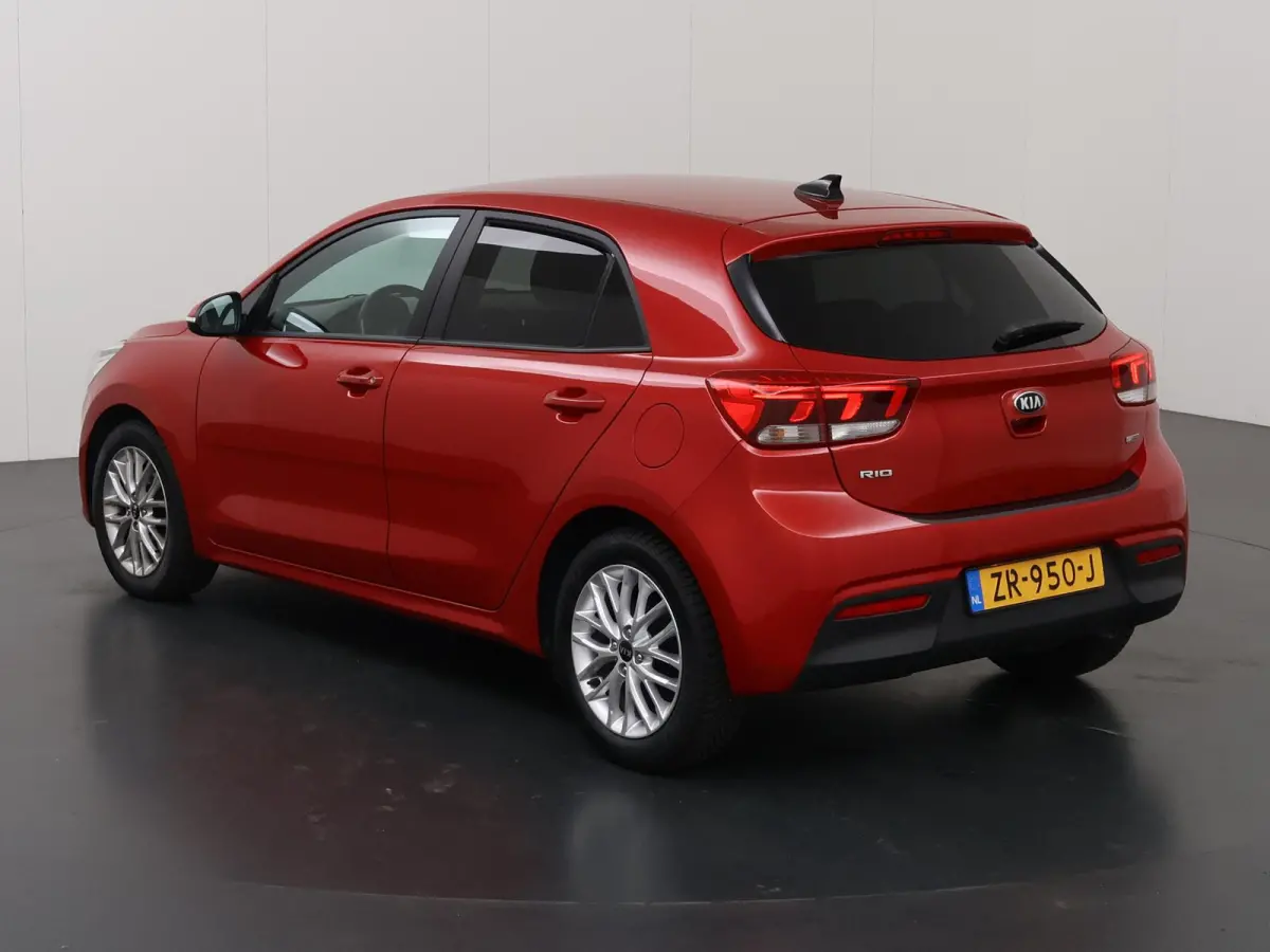1.0 TGDI DynamicPlusLine | Keyless | Navigatie | Climate Control | Parkeercamera