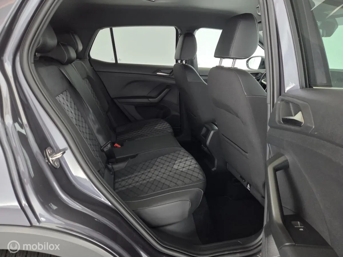 1.5 TSI R-Line trekhaak|IQled|Stoelverw.|cam|nav|acc|lmv17