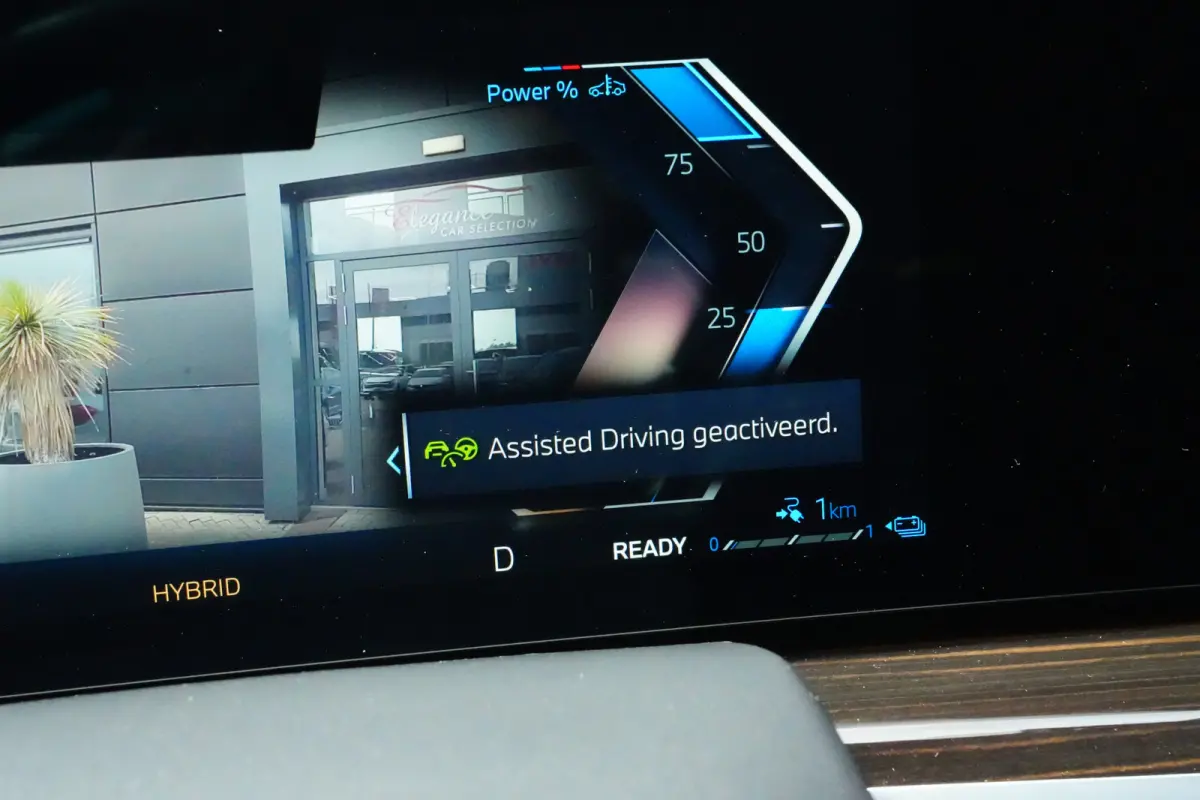 xDrive50e M Sport | 489 PK | Pano | HUD | 360° | Luchtvering | BMW X5 xDrive50e M Sport 489 PK Plug-in Hybrid met 3.0 zescilinder, xDrive, luchtvering, panoramadak, Head-Up Display, 360° c