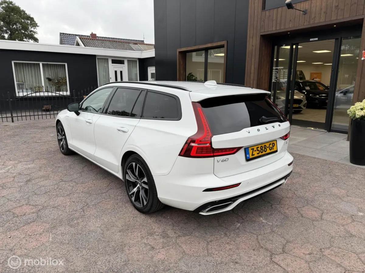 2.0 T8 Recharge AWD R-Design | Clima | Cruise | Carplay | Stoelverwarming | LED V+A | LMV!