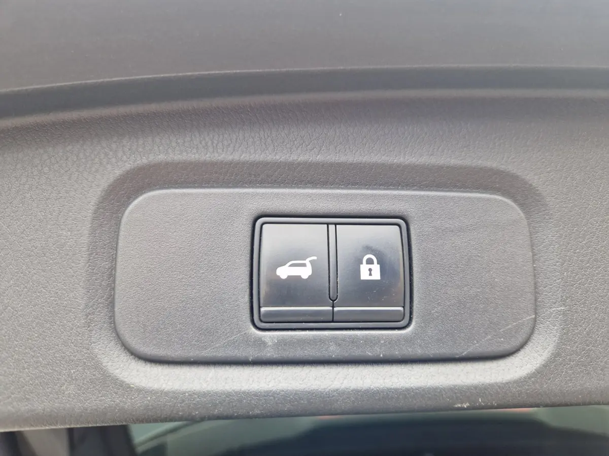 1.3 MHEV Xtronic Tekna Plus /Panoramadak /Trekhaak