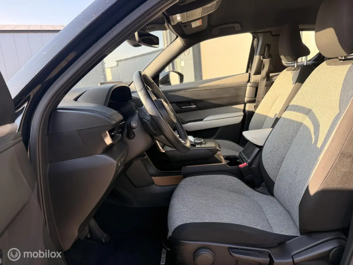 e-SkyActiv 145 Comfort 36 kWh | 98.503 km | SOH 91,8% | CCS |