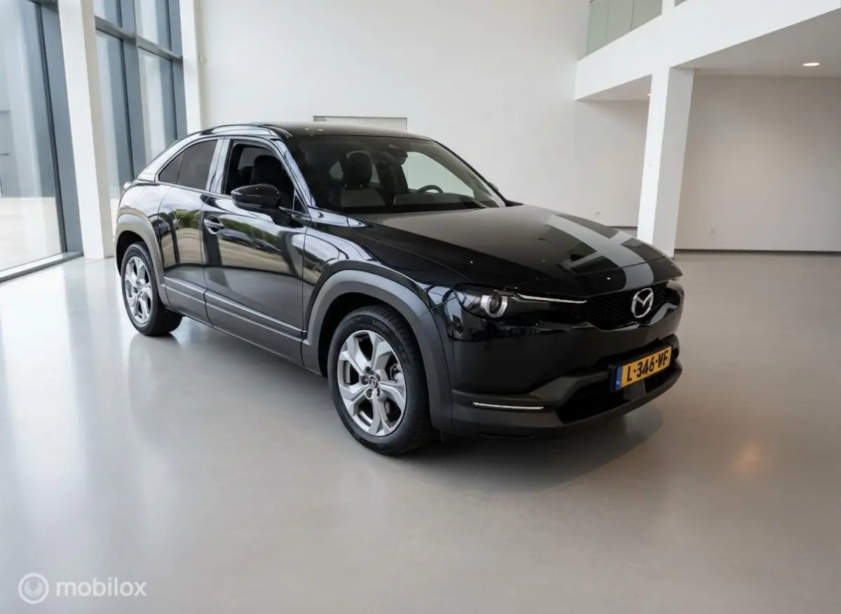 e-SkyActiv 145 Comfort 36 kWh | 98.503 km | SOH 91,8% | CCS |