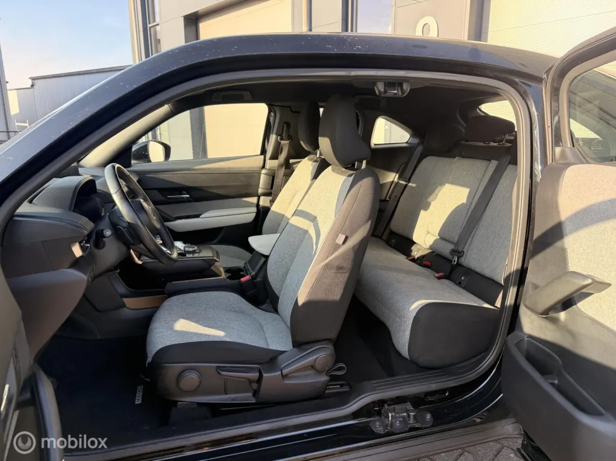 e-SkyActiv 145 Comfort 36 kWh | 98.503 km | SOH 91,8% | CCS |