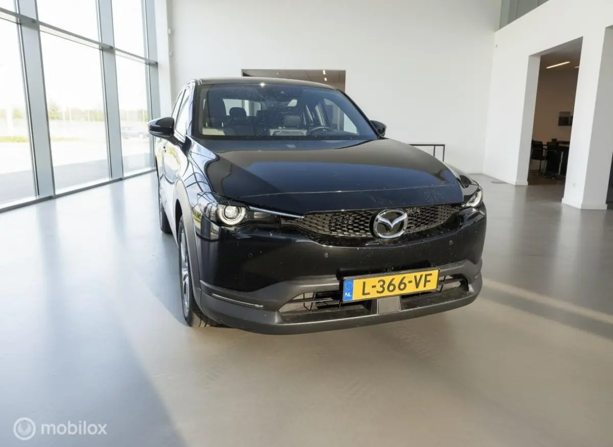 e-SkyActiv 145 Comfort 36 kWh | 98.503 km | SOH 91,8% | CCS |