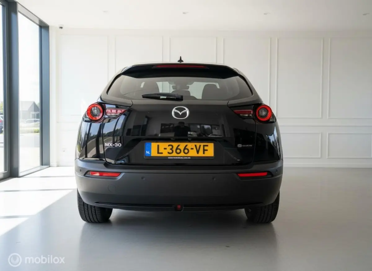 e-SkyActiv 145 Comfort 36 kWh | 98.503 km | SOH 91,8% | CCS |