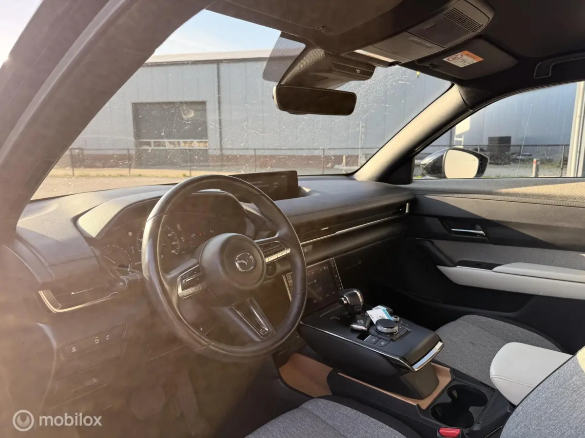 e-SkyActiv 145 Comfort 36 kWh | 98.503 km | SOH 91,8% | CCS |