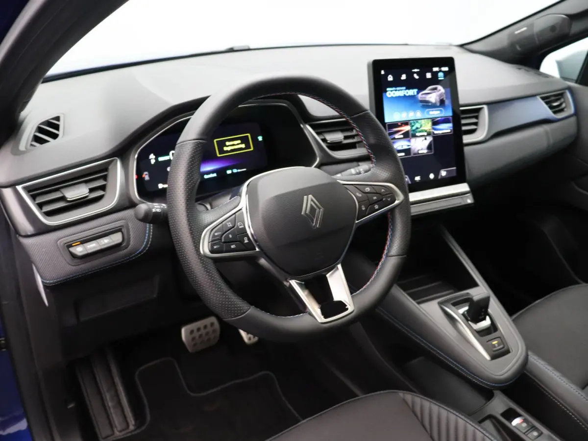 160pk E-Tech full hybrid Esprit Alpine | Schuif/Kanteldak | Adaptive Cruisecontrol | Harman Kardon | Google Navigatie | Stuurverwarming | Lichtmetalen Velgen 19" | Achteruitrijcamera |