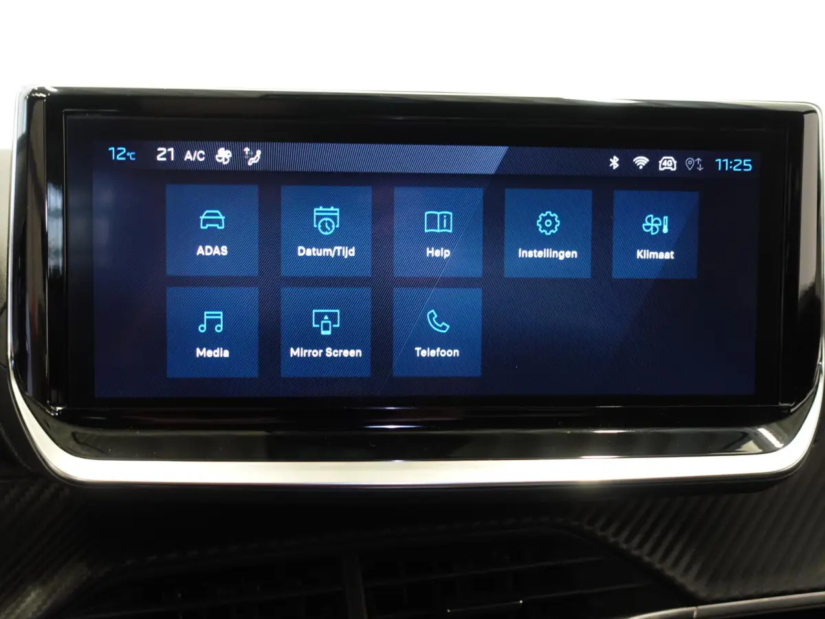 1.2 PureTech 130pk Automaat Allure Navigatie Apple Carplay/Android Auto 360 camera Parkeersensoren Blind Spot Assist Adaptive Cruise Control Stoelverwarming Getinte ramen Climate Control