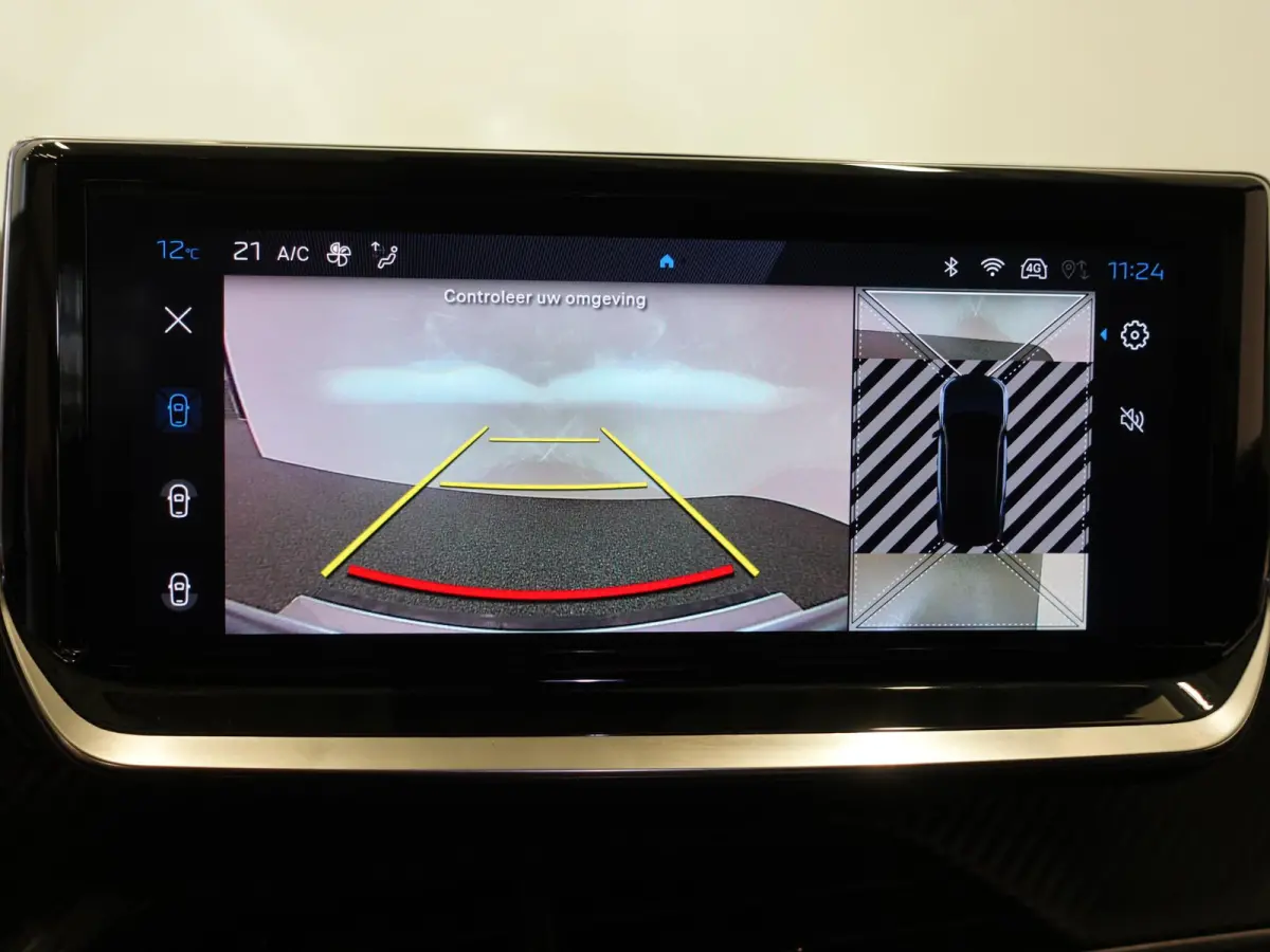 1.2 PureTech 130pk Automaat Allure Navigatie Apple Carplay/Android Auto 360 camera Parkeersensoren Blind Spot Assist Adaptive Cruise Control Stoelverwarming Getinte ramen Climate Control