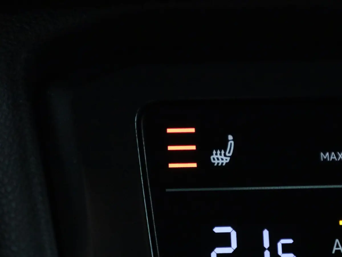 1.4 TSI eHybrid Life 245 PK| Dealeronderhouden | Navigatie | Stoelverwarming | Stuurwielverwarming | Achterklep Elektrisch | Climatronic | Digitale Cockpit | Achteruitrijcamera