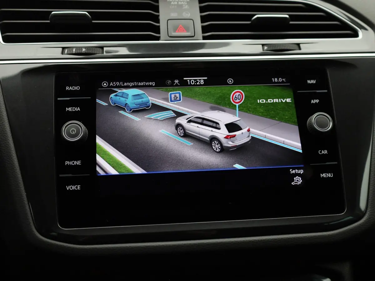 1.4 TSI eHybrid Life 245 PK| Dealeronderhouden | Navigatie | Stoelverwarming | Stuurwielverwarming | Achterklep Elektrisch | Climatronic | Digitale Cockpit | Achteruitrijcamera