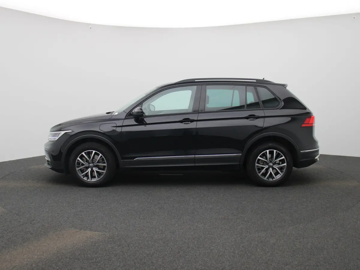 1.4 TSI eHybrid Life 245 PK| Dealeronderhouden | Navigatie | Stoelverwarming | Stuurwielverwarming | Achterklep Elektrisch | Climatronic | Digitale Cockpit | Achteruitrijcamera