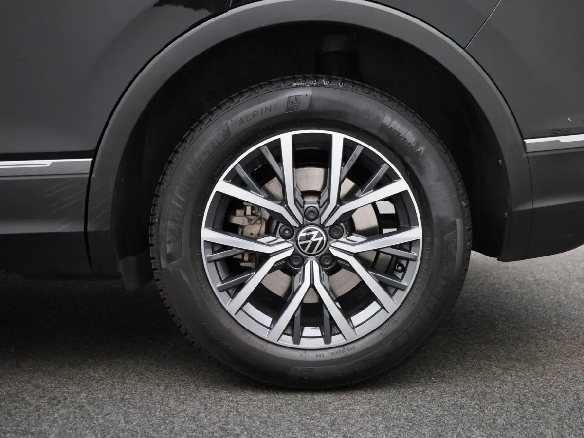 1.4 TSI eHybrid Life 245 PK| Dealeronderhouden | Navigatie | Stoelverwarming | Stuurwielverwarming | Achterklep Elektrisch | Climatronic | Digitale Cockpit | Achteruitrijcamera