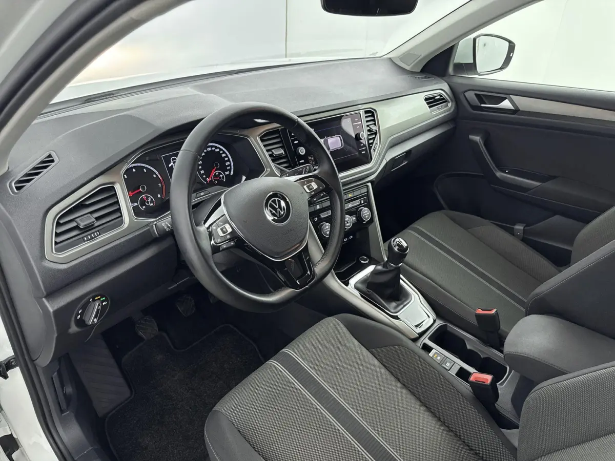1.0 TSI Style | CLIMATE CONTROL | CRUISE CONTROL | PARKEERSENSOREN | NAVIGATIE | LMV | APPLE CARPLAY / ANDROID AUTO |