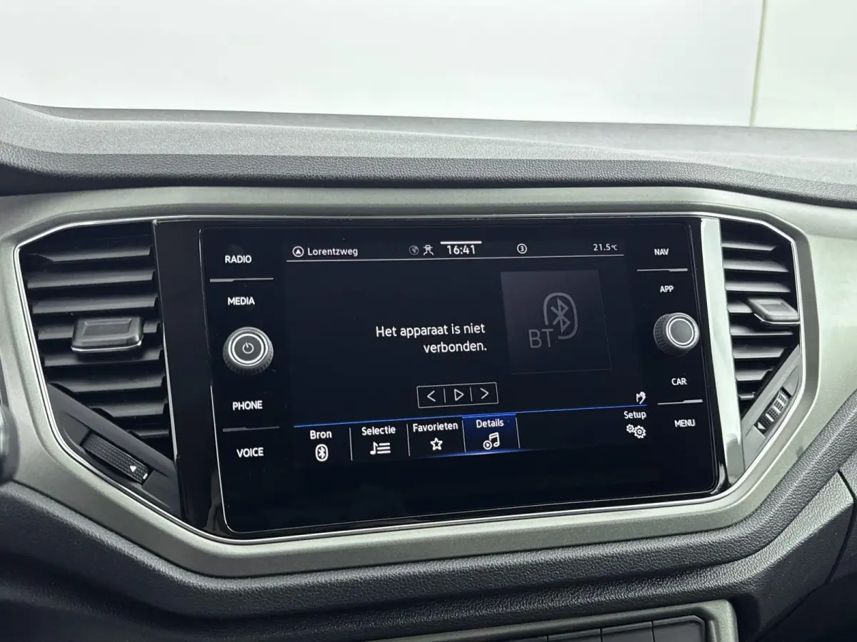 1.0 TSI Style | CLIMATE CONTROL | CRUISE CONTROL | PARKEERSENSOREN | NAVIGATIE | LMV | APPLE CARPLAY / ANDROID AUTO |