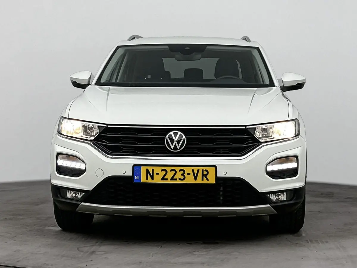 1.0 TSI Style | CLIMATE CONTROL | CRUISE CONTROL | PARKEERSENSOREN | NAVIGATIE | LMV | APPLE CARPLAY / ANDROID AUTO |