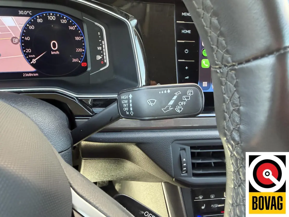 1.0 TSI R-Line Edition Camera CarPlay Navi AUTOMAAT