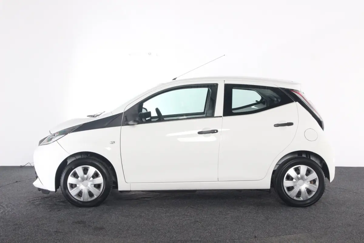 1.0 VVT-i x-now
