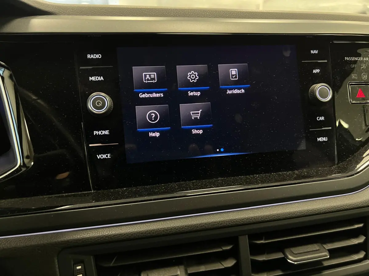 1.0 TSI R-LINE - AUTOMAAT - Business / Stoelverw. / Trekh. /