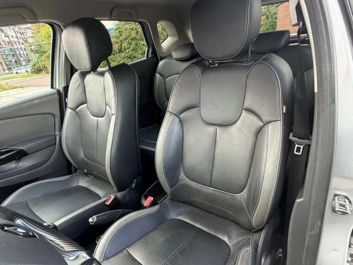0.9 TCe Xmod - Gris Platine/Noir Etoile - Leder/Nav/Clima/Cruise