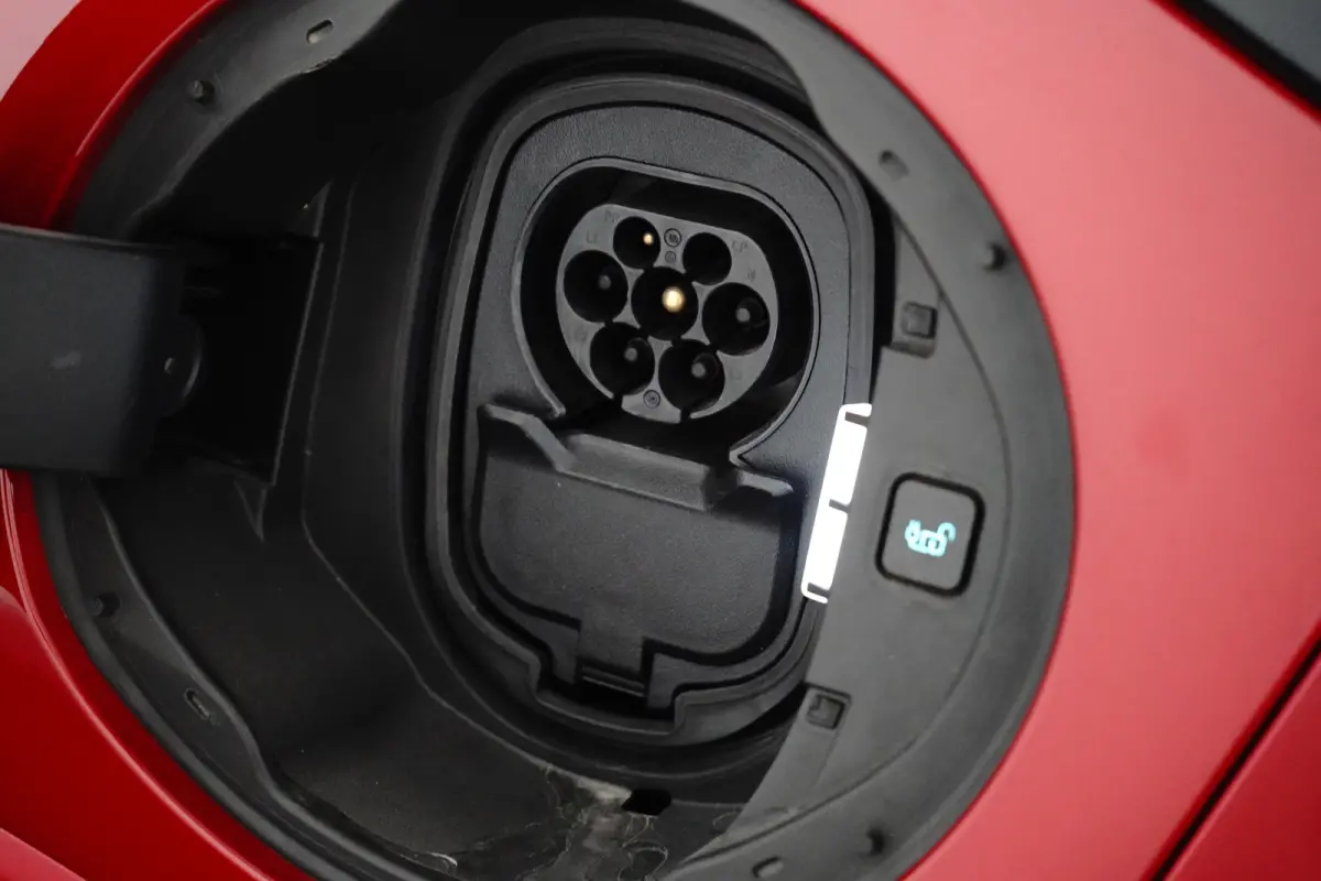 Premium 44 kWh FWD 168pk | Stoelverwarming | B&O Audio | Apple Carplay | Camera | Adap. Cruise
