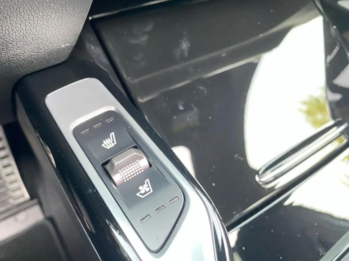 1.6 T-GDi Plug-in Hybrid 4WD ExecutiveLine 7p | Bel voor info | 253 pk | Head-up display | Nu €3000 Inruilpremie!