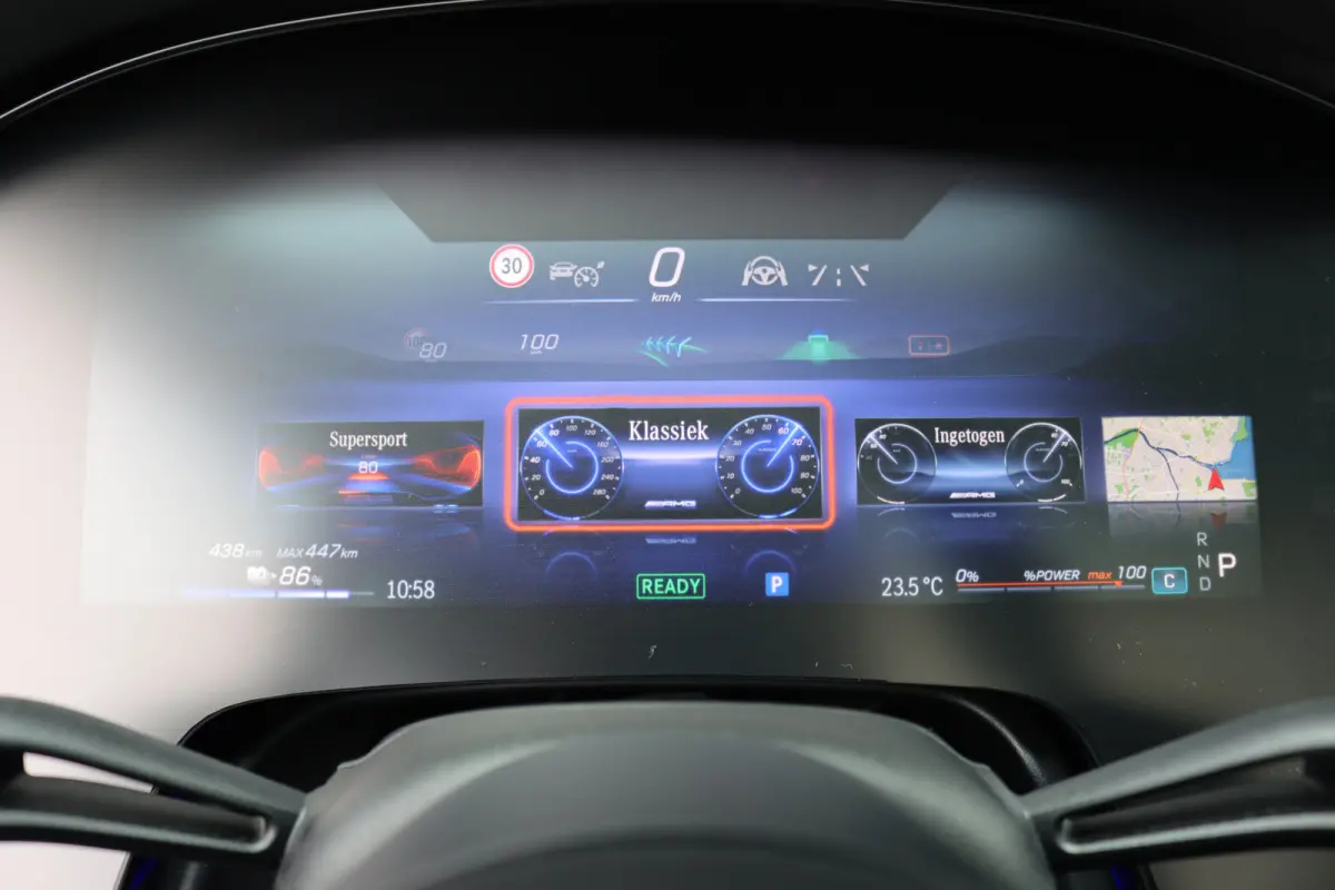 AMG 53 4MATIC+ 108 kWh | Manufaktur | Keramisch | Achterasbesturing | Hyperscreen | Carbon | HUD | Massage | Verwarmd Stuurwiel | Stoelventilatie | Luchtvering |