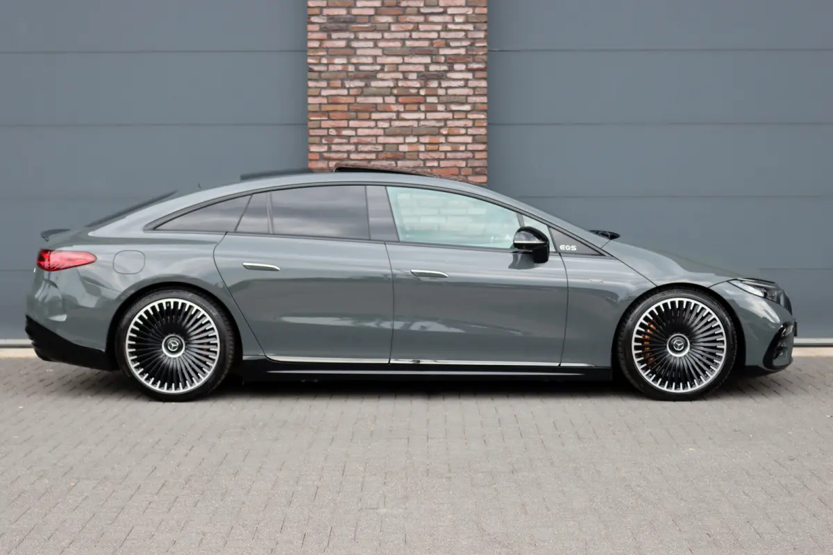 AMG 53 4MATIC+ 108 kWh | Manufaktur | Keramisch | Achterasbesturing | Hyperscreen | Carbon | HUD | Massage | Verwarmd Stuurwiel | Stoelventilatie | Luchtvering |