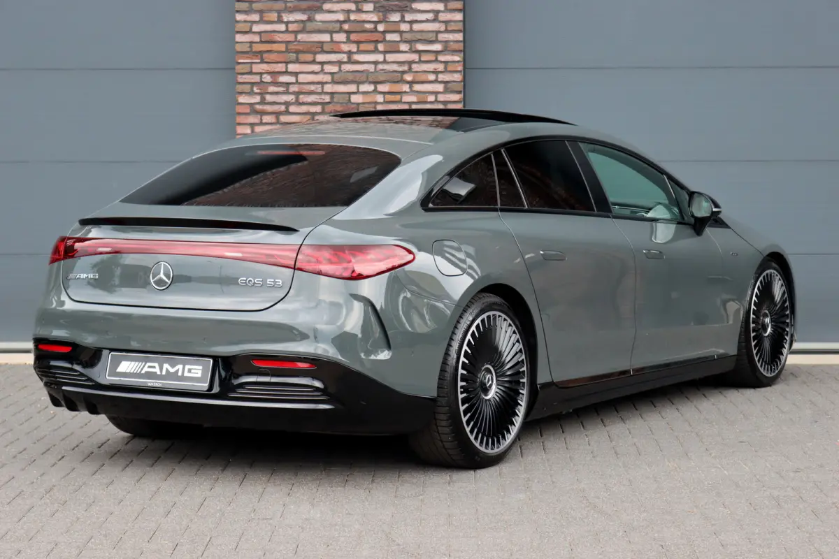 AMG 53 4MATIC+ 108 kWh | Manufaktur | Keramisch | Achterasbesturing | Hyperscreen | Carbon | HUD | Massage | Verwarmd Stuurwiel | Stoelventilatie | Luchtvering |