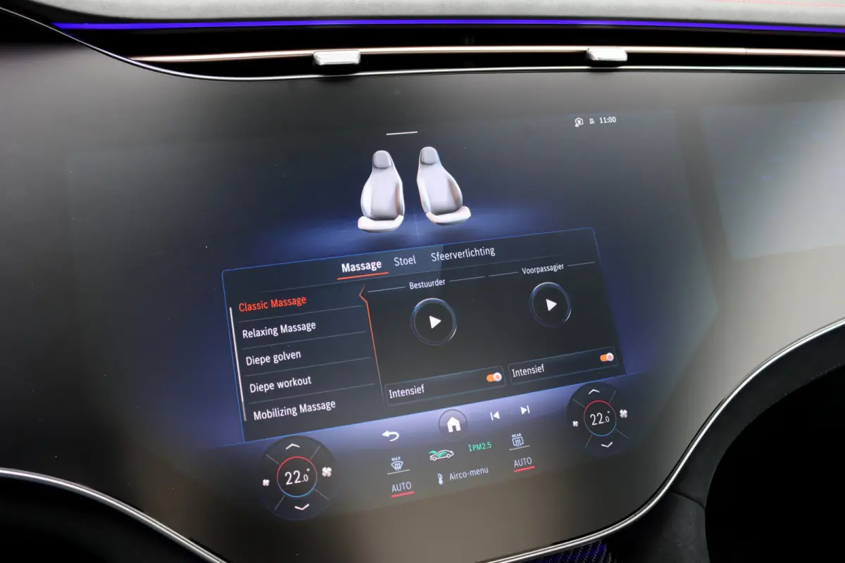 AMG 53 4MATIC+ 108 kWh | Manufaktur | Keramisch | Achterasbesturing | Hyperscreen | Carbon | HUD | Massage | Verwarmd Stuurwiel | Stoelventilatie | Luchtvering |