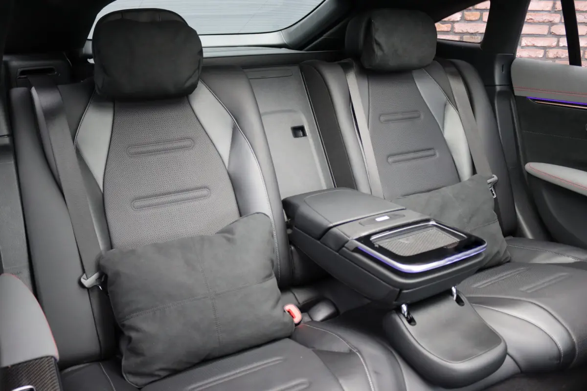 AMG 53 4MATIC+ 108 kWh | Manufaktur | Keramisch | Achterasbesturing | Hyperscreen | Carbon | HUD | Massage | Verwarmd Stuurwiel | Stoelventilatie | Luchtvering |