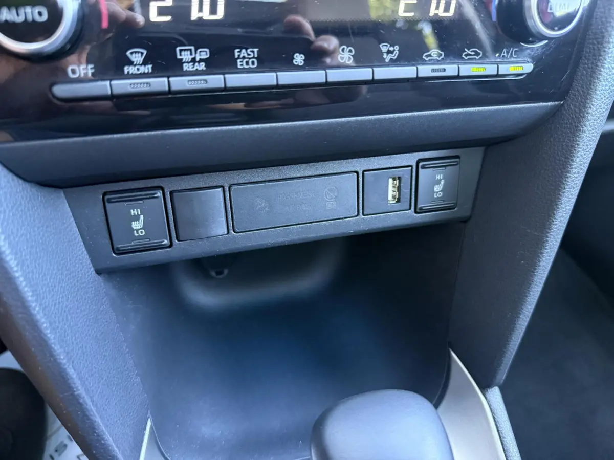 1.5 Hybrid Executive PANORAMADAK