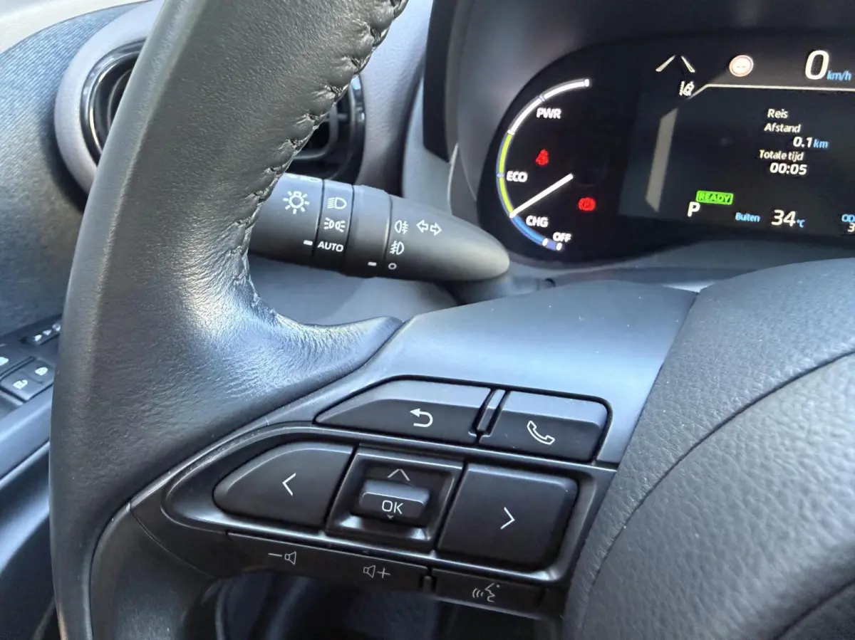 1.5 Hybrid Executive PANORAMADAK
