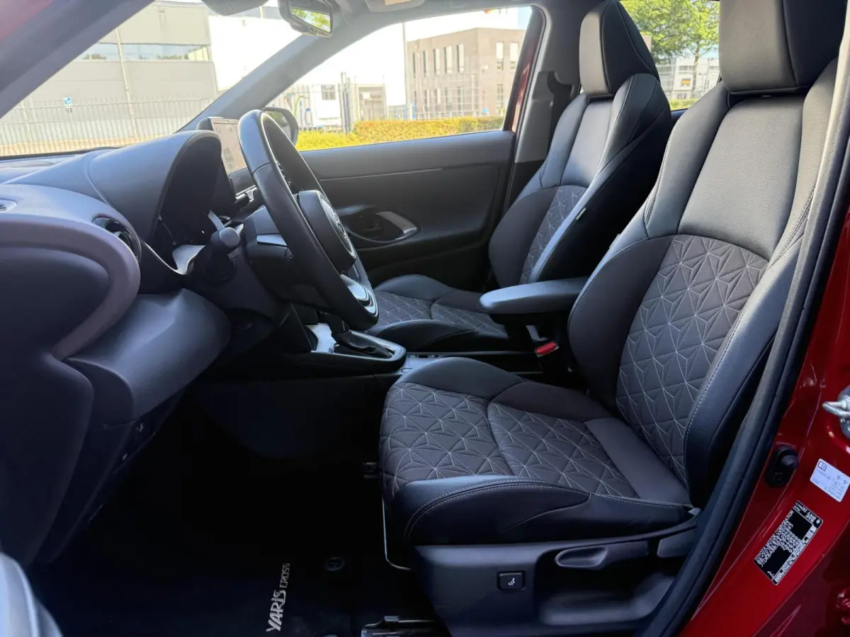 1.5 Hybrid Executive PANORAMADAK