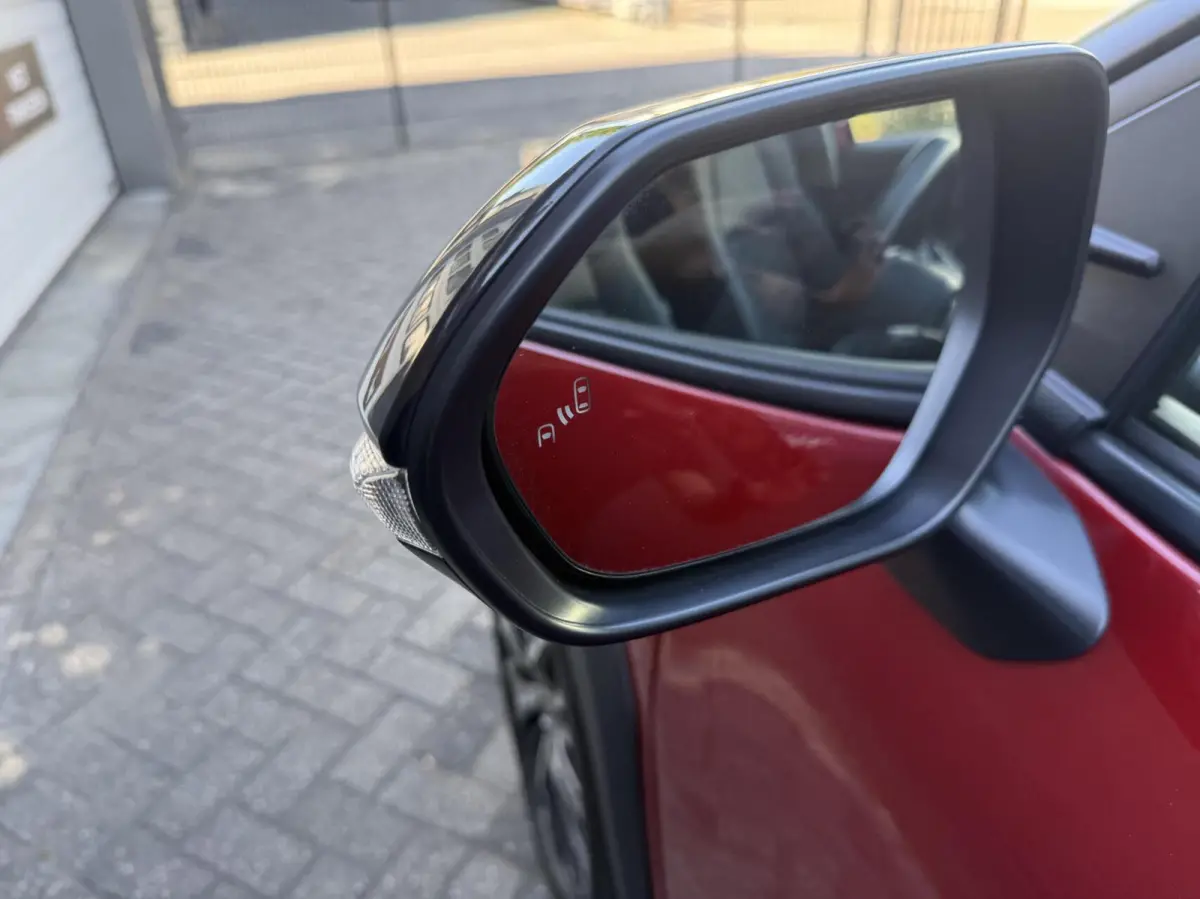 1.5 Hybrid Executive PANORAMADAK