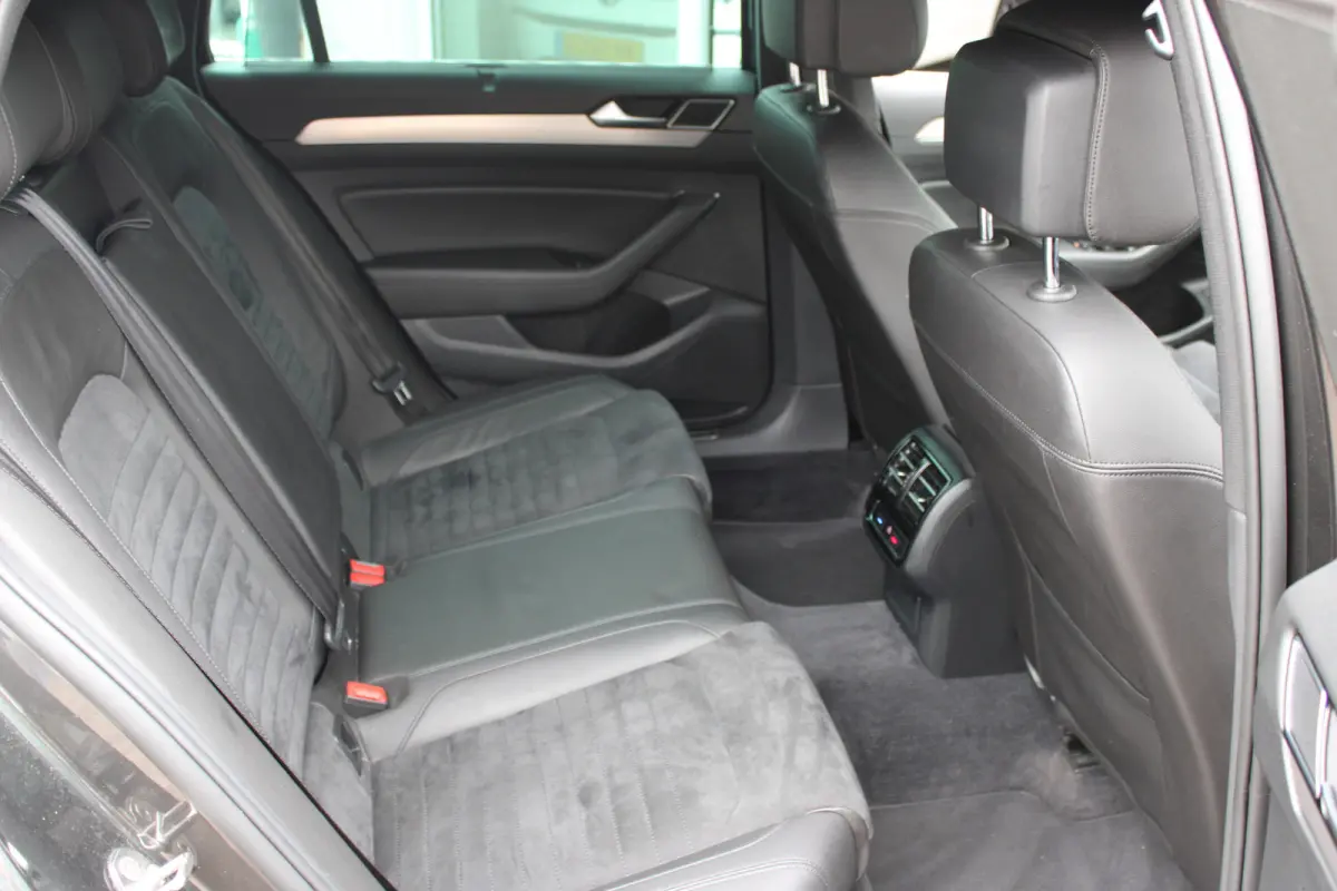 1.4 TSI Highline Business R