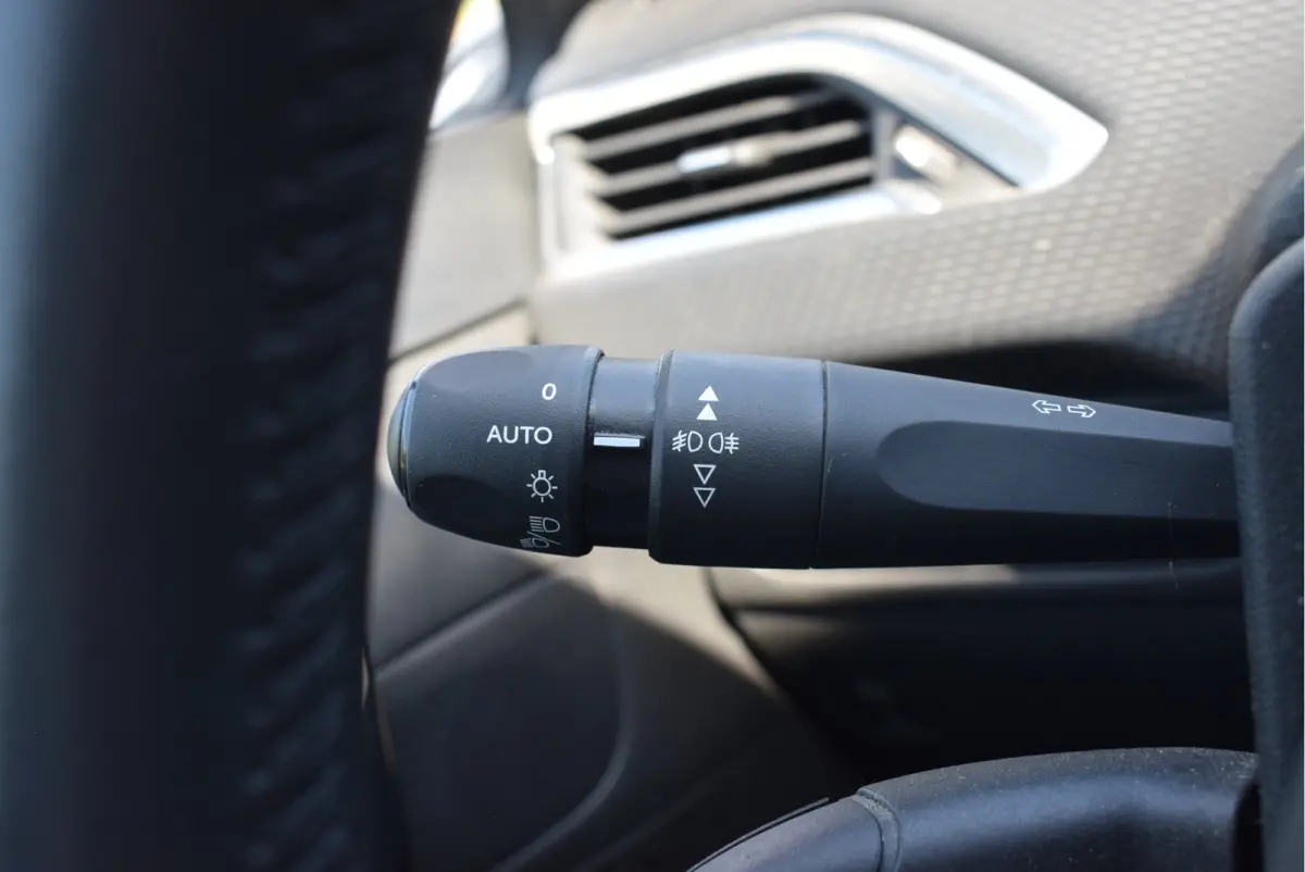 1.2 Signature | NL-Auto | NAP | Apple Carplay/Android Auto