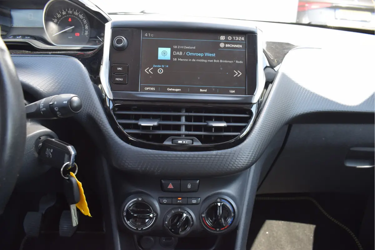1.2 Signature | NL-Auto | NAP | Apple Carplay/Android Auto