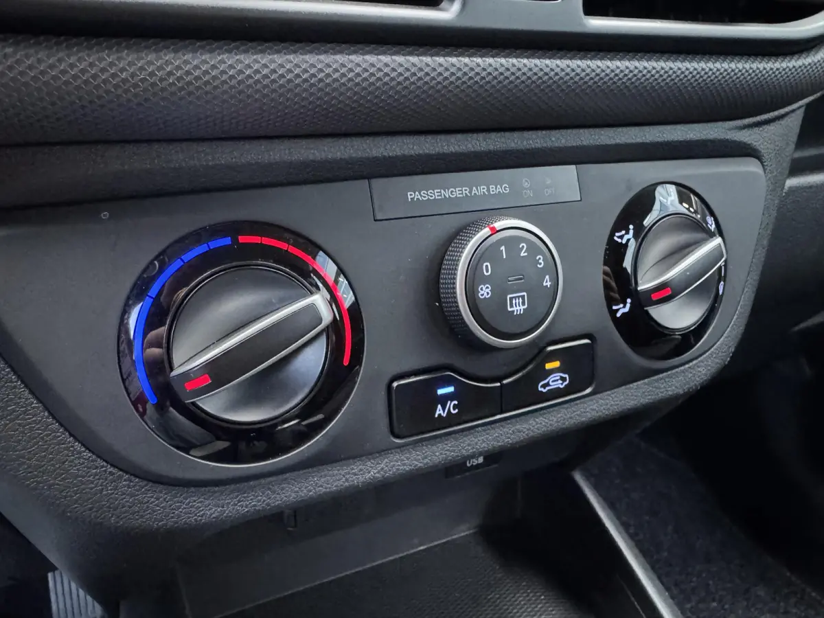 1.0 Comfort | Cruise Control | Carplay/Android | Airco |