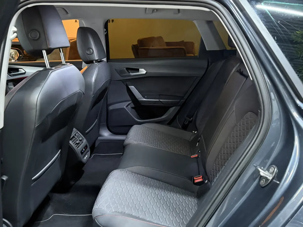 1.5 eTSI FR Garantie|Trekhaak|1e Eigenaar|ACC|Camera|CarPlay|Rijklaar