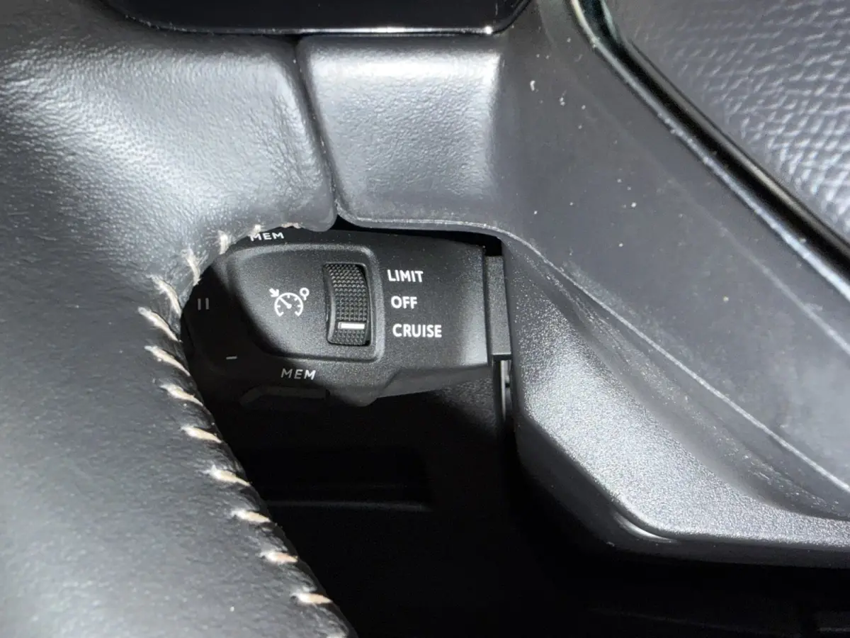 1.6 HYbrid 225 Allure Pack Business SOH 99%|10/2023|1e Eigenaar|DealerOH|360° Camera|CarPlay|Garantie|Rijklaar