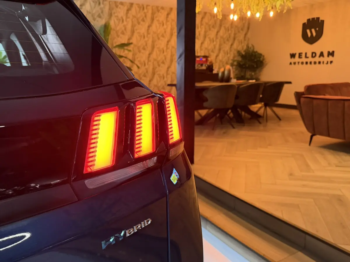 1.6 HYbrid 225 Allure Pack Business SOH 99%|10/2023|1e Eigenaar|DealerOH|360° Camera|CarPlay|Garantie|Rijklaar