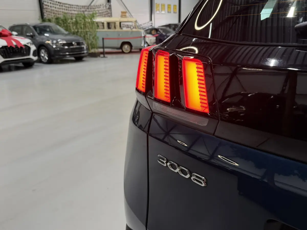 1.6 HYbrid 225 Allure Pack Business SOH 99%|10/2023|1e Eigenaar|DealerOH|360° Camera|CarPlay|Garantie|Rijklaar