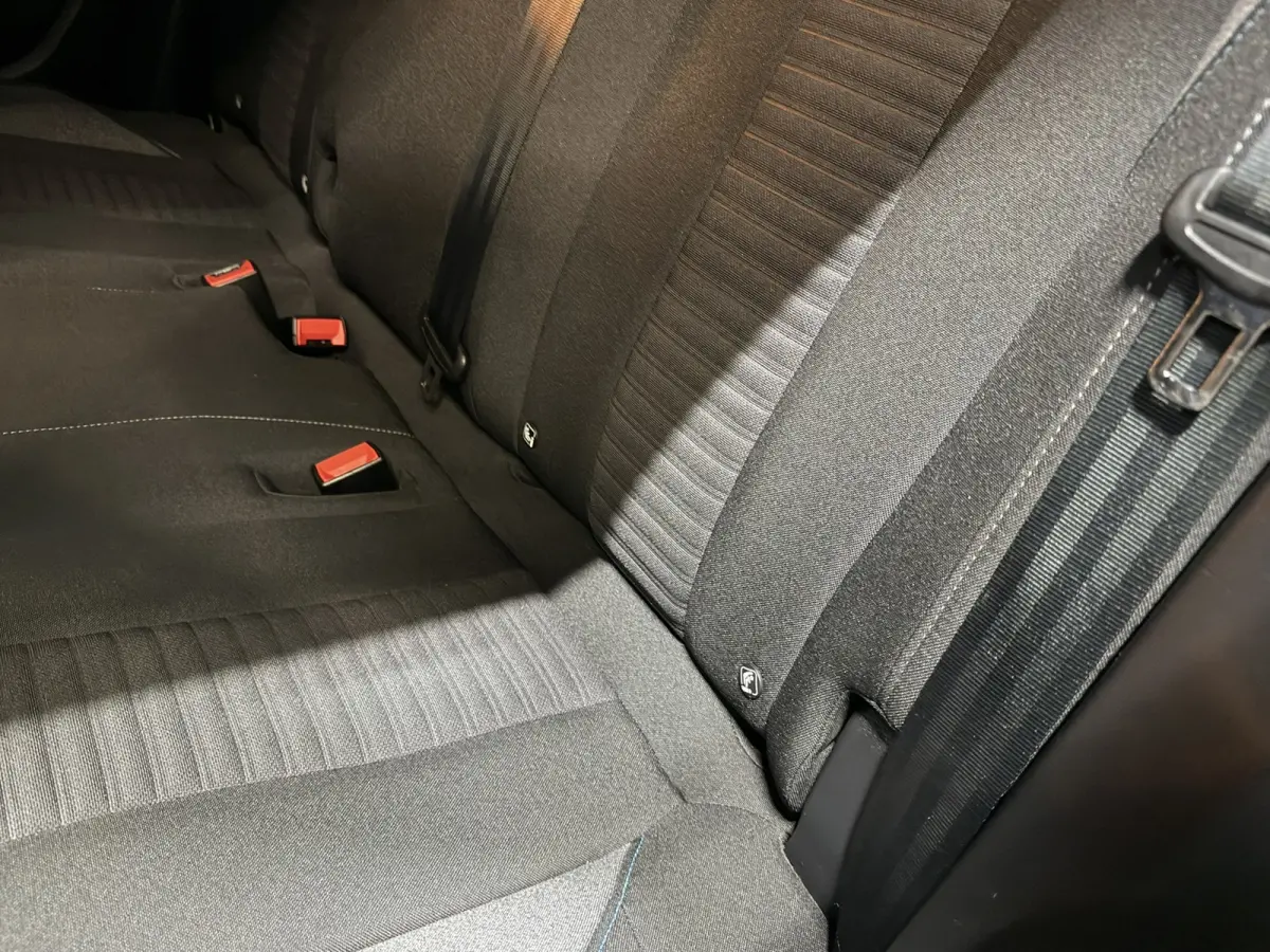 1.6 HYbrid 225 Allure Pack Business SOH 99%|10/2023|1e Eigenaar|DealerOH|360° Camera|CarPlay|Garantie|Rijklaar